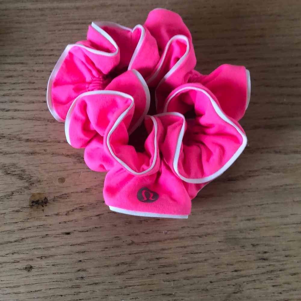 Light Locks Scrunchie